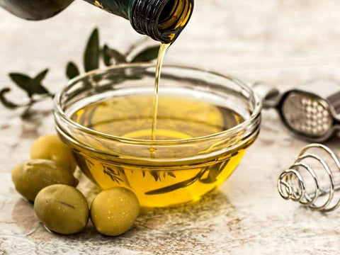 The Undisputed Health Benefits of Extra Virgin Olive Oil