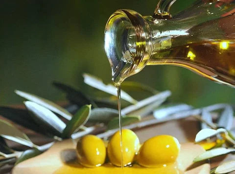 New Research Suggests That Olive Oil Reduces The Death Risks of Alzheimer's Disease and Heart Disease